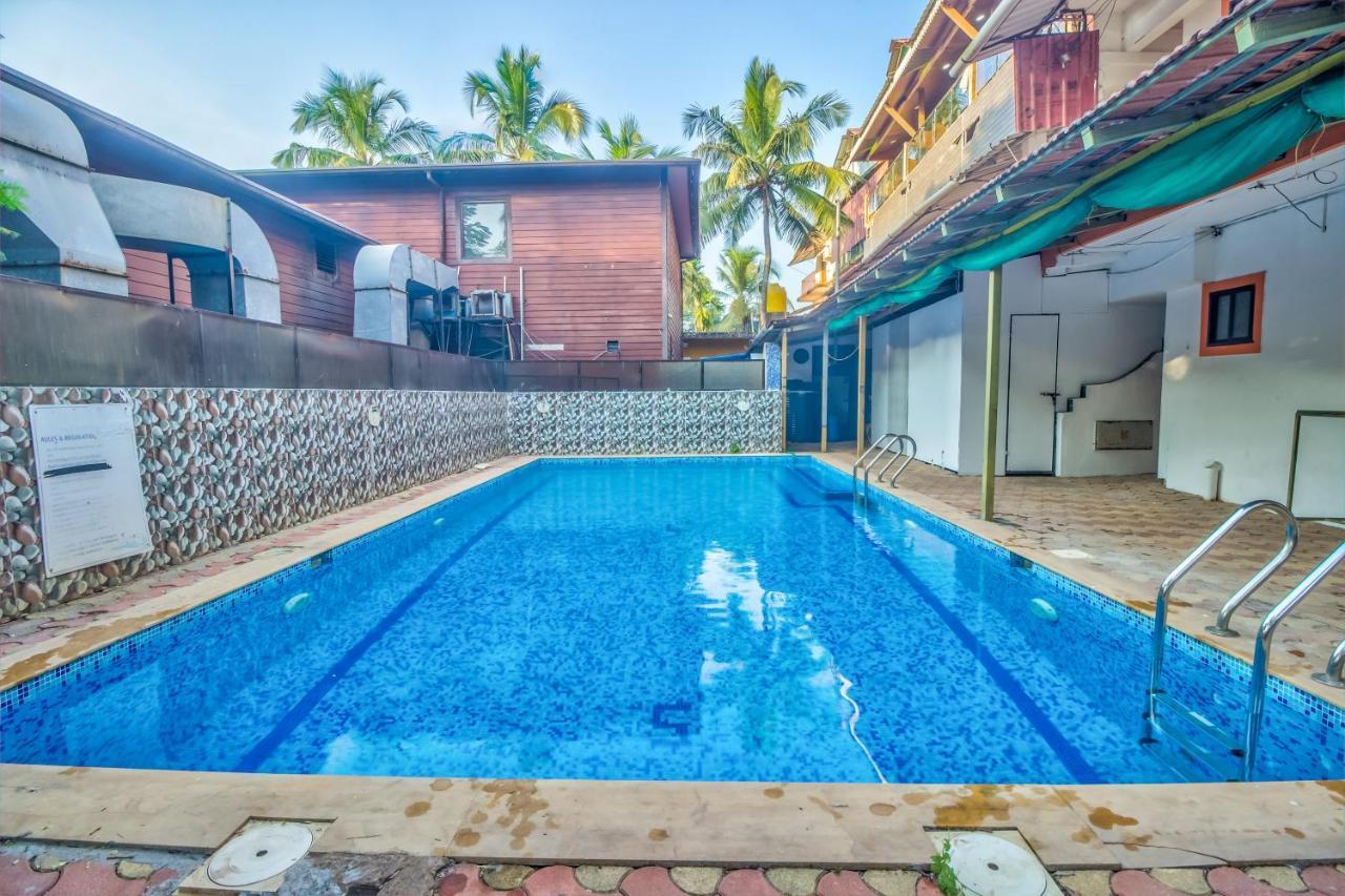 The Village Beach Resort Baga Buitenkant foto