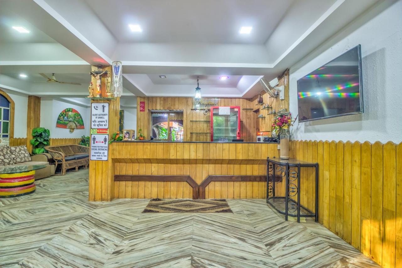 The Village Beach Resort Baga Buitenkant foto